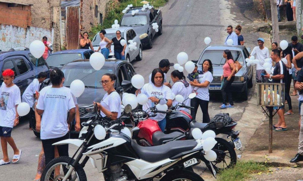 Carreata homenageou criança atropelada e morta por adolescente na Grande BH
- (crédito: Jair Amaral/EM/D.A. Press)