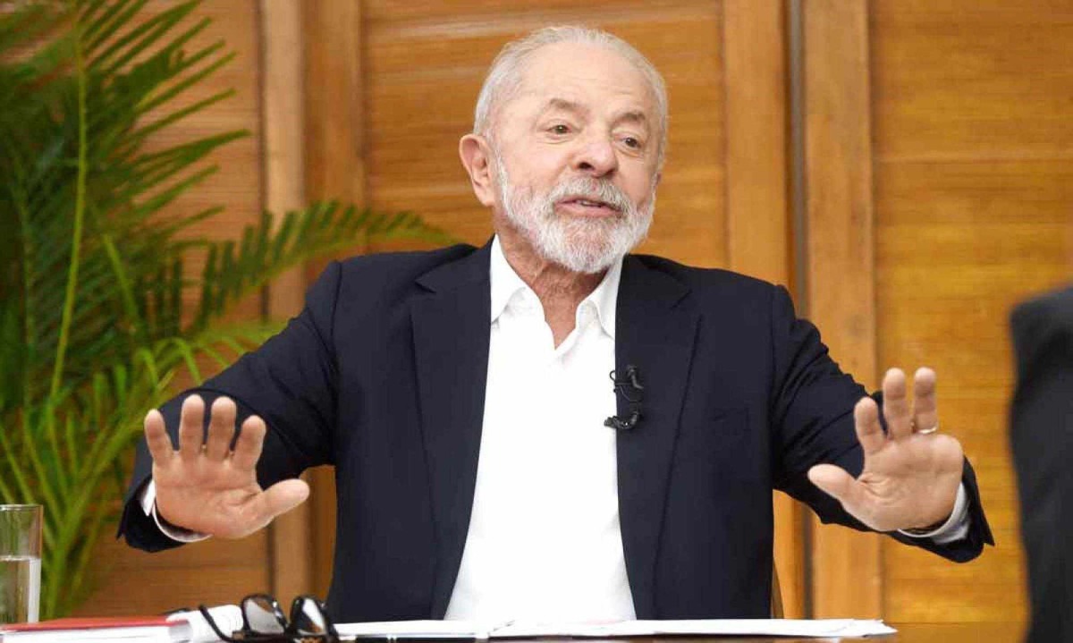 "Quando ele (Zema) fala que o meu governo é uma bomba-relógio, ele deve estar olhando para o governo dele. Porque ele pegou esse governo com uma dívida de cento e poucos bilhões e deixou com 200 e poucos bilhões" - (crédito: Gladyston Rodrigues/EM/D.A Press)