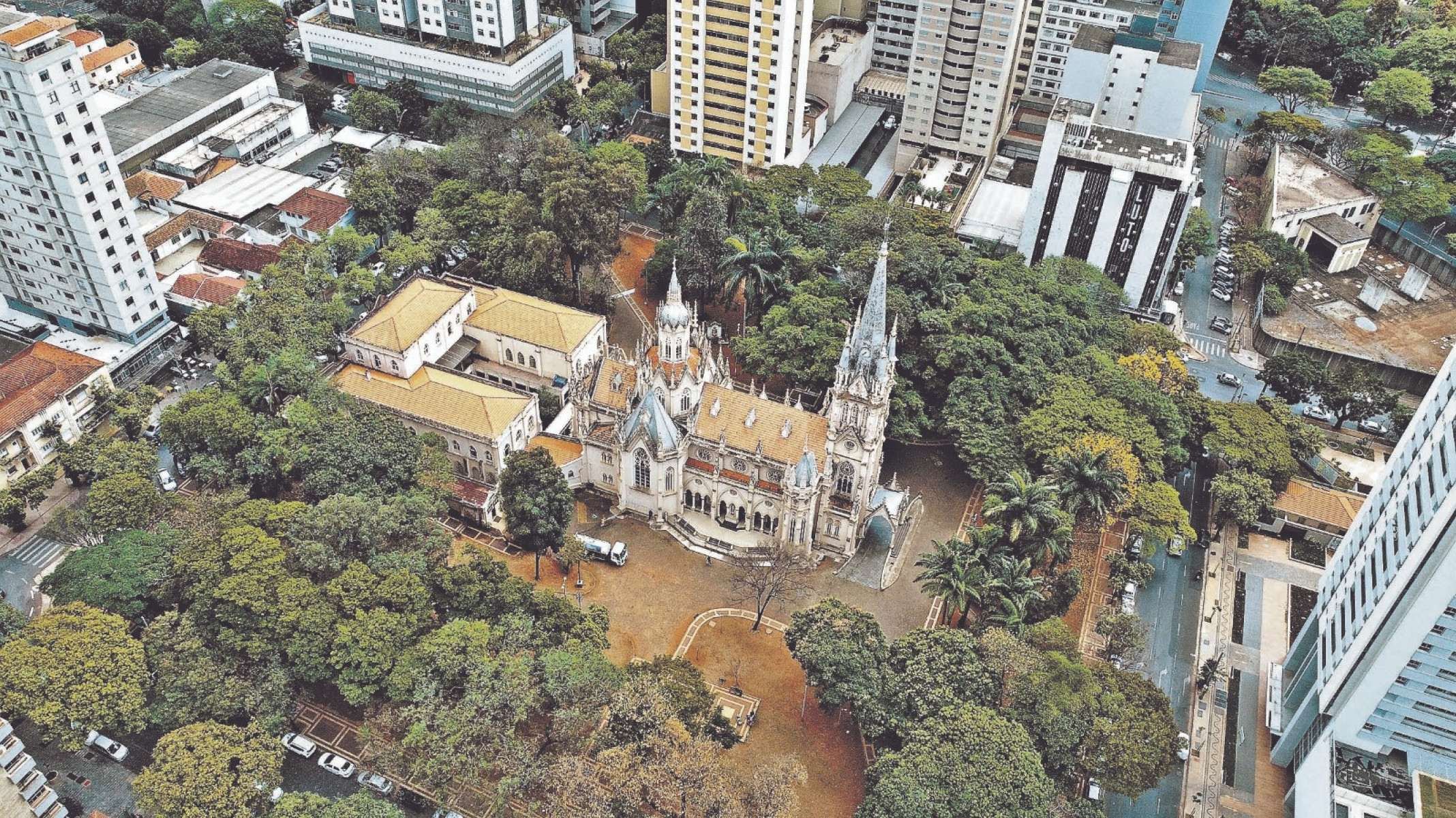 Complexo da Igreja da Boa Viagem na capital mineira da atualidade: crescimento e urbanização