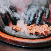 Onde fica e o que serve o bar da vaquinha levada pela enxurrada? - Divulgação/Redes Sociais