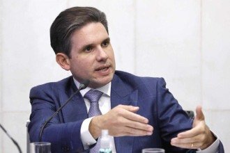 ‘Nenhum ato de desvio’:  a reação do presidente da Câmara à operação da PF