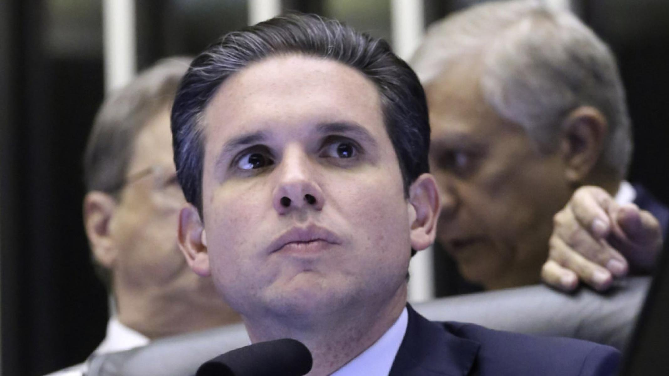 Motta trava corrida ao TCU, desagrada ao PT e anima o Centrão a indicar o nome