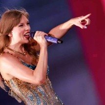 Fãs brasileiros estranham a nova série documental de Taylor Swift - Michael Tran/AFP