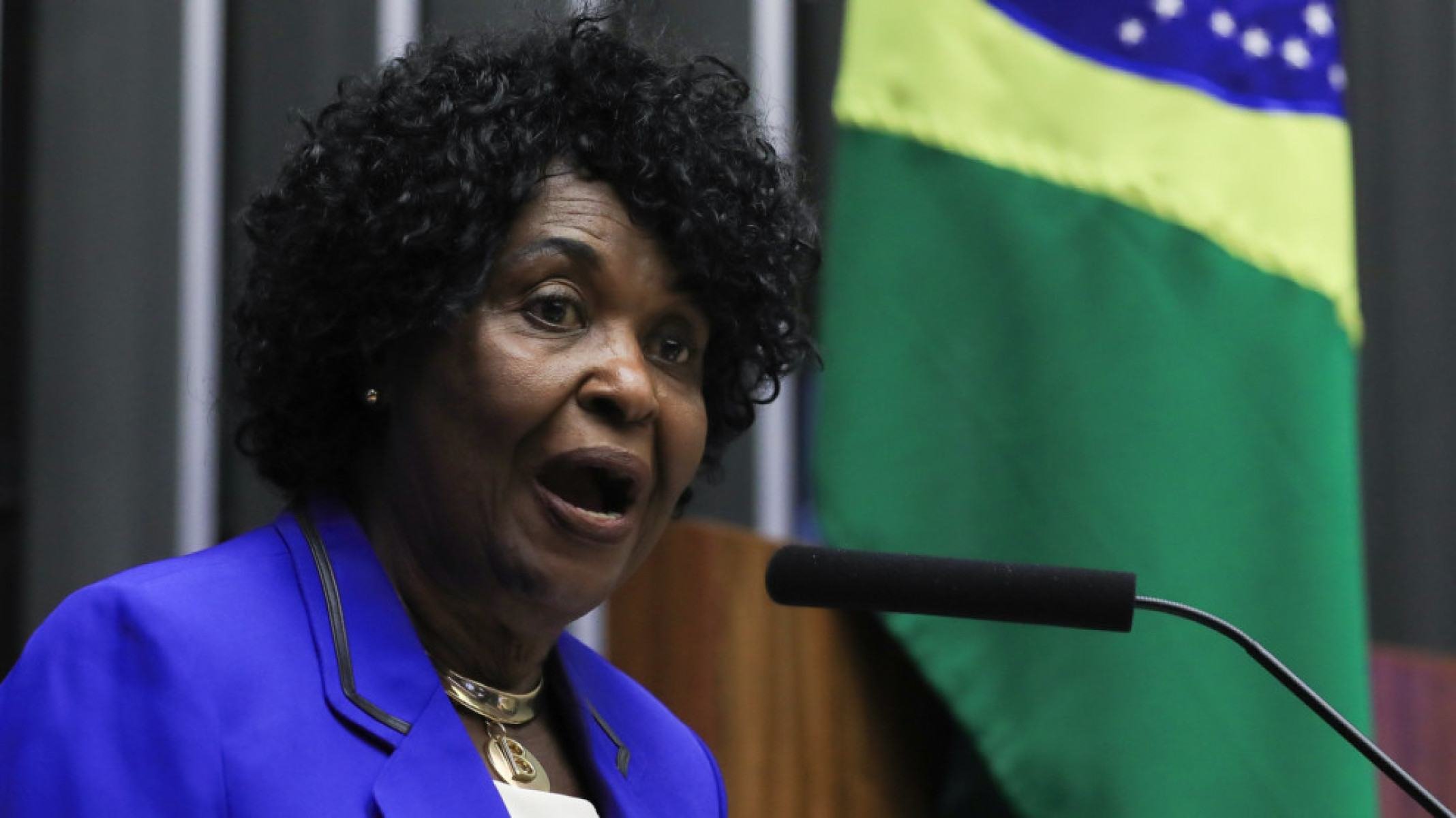 Treta entre Motta e Benedita: por que o PT votou contra a Constituição de 1988