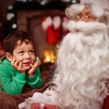 Como dizer que Papai Noel não existe sem destruir a infância e ser o vilão - Freepik