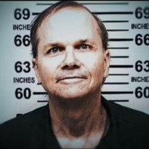 Aos 70 anos, assassino de John Lennon continua preso: todos os pedidos de soltura negados - Reprodução Apple TV+