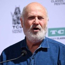 Diretor Rob Reiner e esposa são encontrados mortos em casa em Los Angeles - ROBYN BECK / AFP