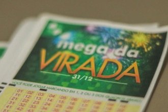 Prêmio de R$ 1 bilhão da Mega da Virada é maior que receita de 95% das cidades brasileiras