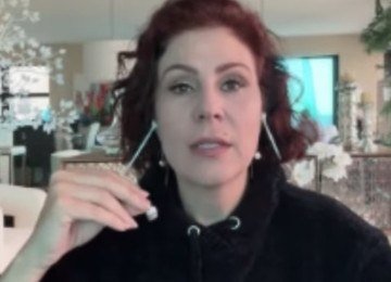 Carla Zambelli, piv&ocirc; de uma crise institucional, segue com condena&ccedil;&atilde;o confirmada e aguarda extradi&ccedil;&atilde;o -  (crédito: Reprodu&ccedil;&atilde;o/Redes Sociais)