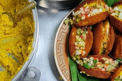 A culin&aacute;ria baiana tem receitas como os acaraj&eacute;s recheados e seus acompanhamentos, verdadeiros cart&otilde;es-postais de Salvador -  (crédito: Pexels)