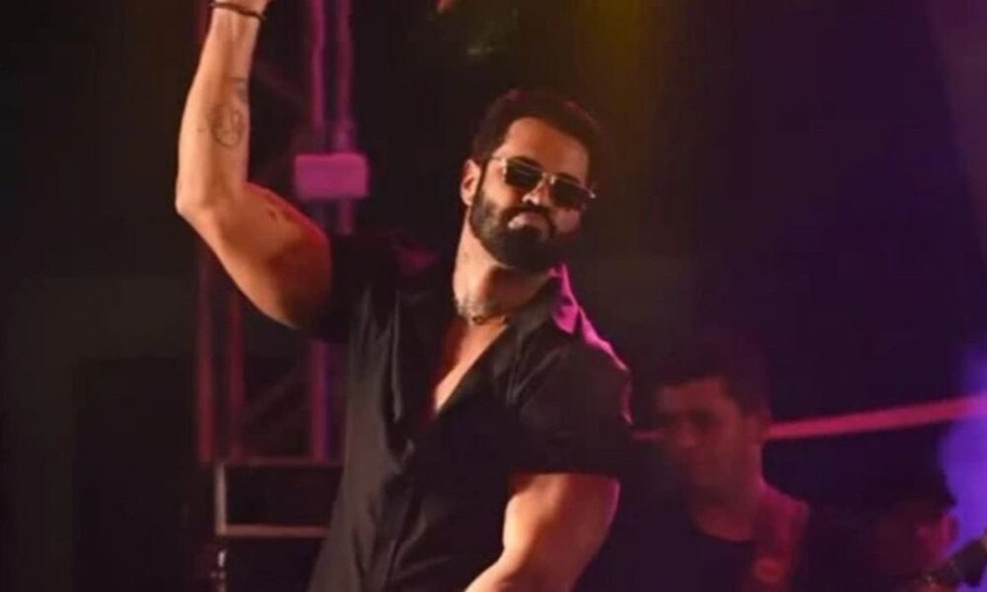 Cantor de forr&oacute; morre aos 36 anos ap&oacute;s acidente de moto -  (crédito: Redes sociais/reprodu&ccedil;&atilde;o)