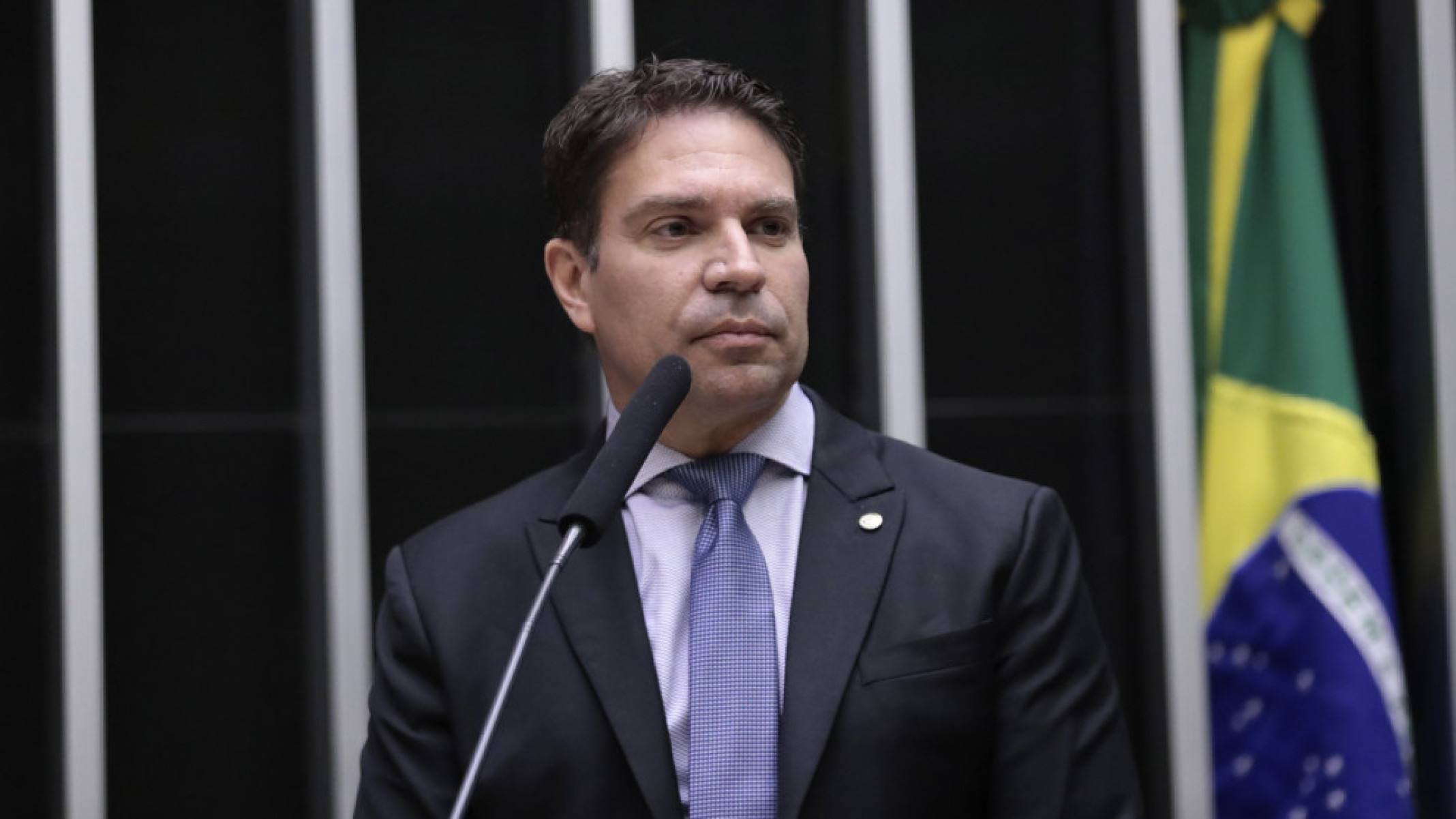 Moraes aciona governo Lula para pedir aos EUA extradição de Ramagem - Platobr Politica