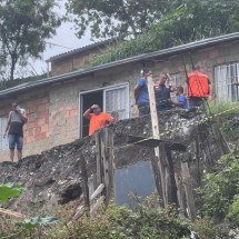 Grande perigo: quase 100 cidades de MG estão sob alerta de deslizamentos - Edésio Ferreira/EM/DA Press