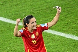 Aitana Bonmatí é a melhor jogadora do mundo no The Best pelo 3° ano seguido