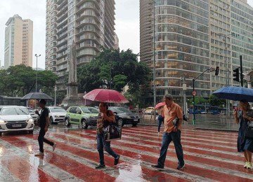 Chuva? Confira previsão do tempo em BH nesta terça-feira (16/12) -  (crédito: Larissa Leone/EM/D.A Press)