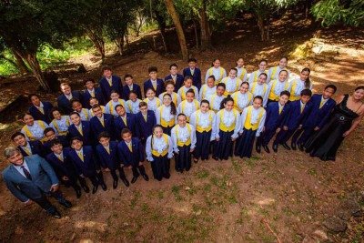 Coral Canarinhos de Itabirito é o convidado da Filarmônica para duas noites natalinas
 -  (crédito: Eduardo Bento/divulgação)