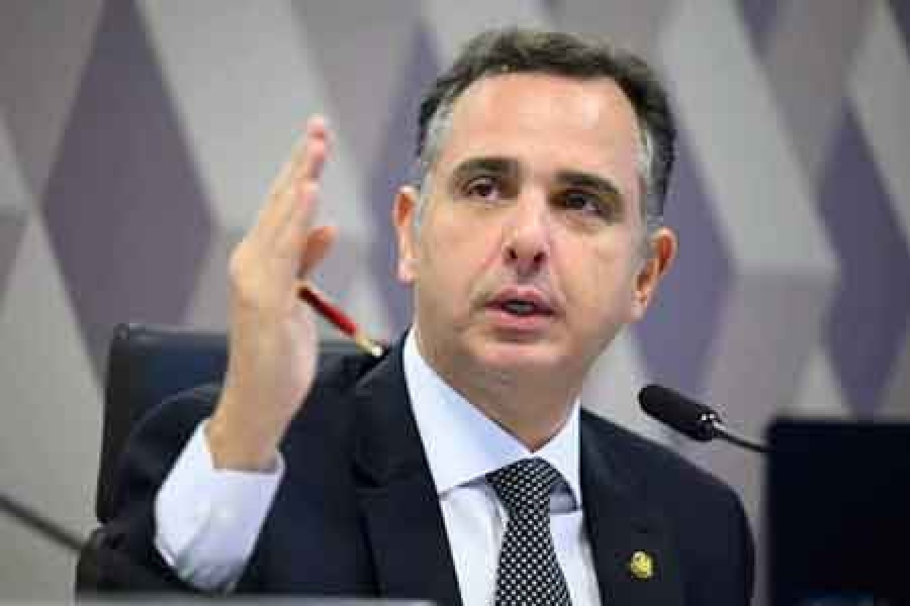 Rodrigo Pacheco, senador da Rep&uacute;blica