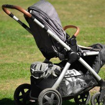 Bebê é abandonado em carrinho com pino de cocaína - Pixnio/Reprodução