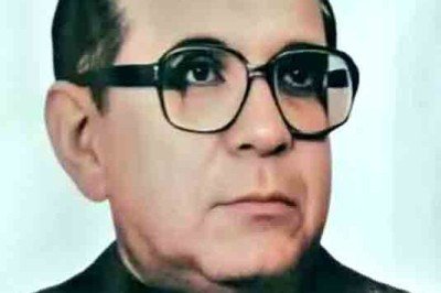 O processo de beatificaÃ§Ã£o de Waldir Lopes de Castro, conhecido como Monsenhor Waldir e tio do humorista Tom Cavalcante, avanÃ§ou mais uma etapa no dia 12 de dezembro de 2025, com a conclusÃ£o da fase diocesana. 
 -  (crédito: ReproduÃ§Ã£o de Redes Sociais)