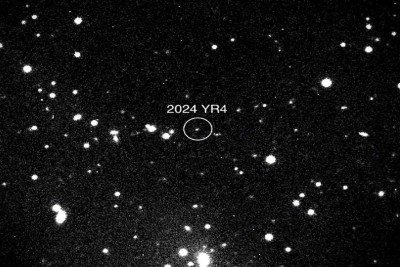 Apesar do baixo risco de impacto com a Terra (2,3%), astrônomos seguem monitorando atentamente o asteroide denominado 2024 YR4. -  (crédito: - Divulgação / NASA)