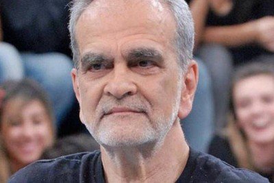 O jornalista Maurício Kubrusly foi internado na UTI do Hospital Santa Casa da Misericórdia de Itabuna, no sul da Bahia, após sofrer uma queda. A assessoria da unidade confirmou que ele passou por um procedimento para drenagem de um hematoma. -  (crédito: Zé Paulo Cardeal/TV Globo)