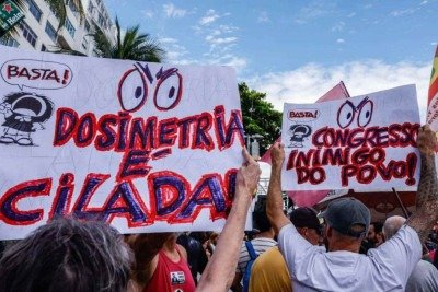Pesquisa da Quaest mostra que 47% dos brasileiros n&atilde;o aprovam PL que reduz penas de condenados por tentativas de golpe -  (crédito: T&acirc;nia Rego / Ag&ecirc;ncia Brasil)