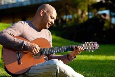 Disco, exposição e livro vão lembrar o legado de Vander Lee, que morreu em 2016 -  (crédito: Júlia Lanari/divulgação)