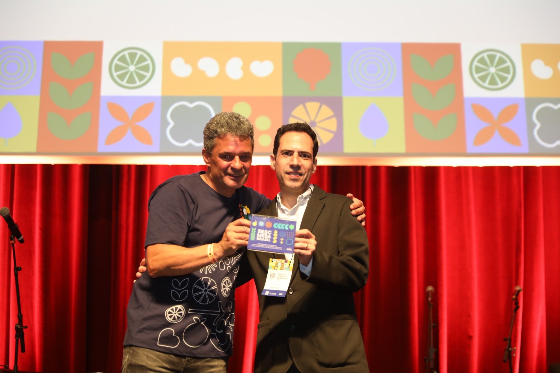 Yakult é homenageada pelo programa Sesc Mesa Brasil -  Adauto Perin