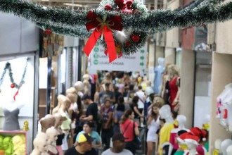 Quais são os direitos de quem trabalha no Natal e no Ano-Novo? Veja o que diz a lei e quais os valores