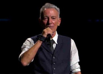 O ícone do rock Bruce Springsteen aproveitou a estreia de sua cinebiografia para reafirmar sua visão esperançosa em relação aos Estados Unidos, distanciando-se de discursos marcados por “censura” e “ódio”. 
 -  (crédito:  Reprodução do Instagram @springsteen)