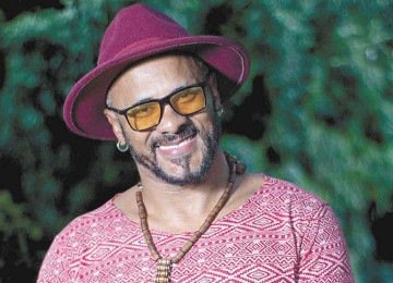 Marcos Catarina participa do evento cantando sucessos do irmão Vander Lee -  (crédito: Yohana/Divulgação)