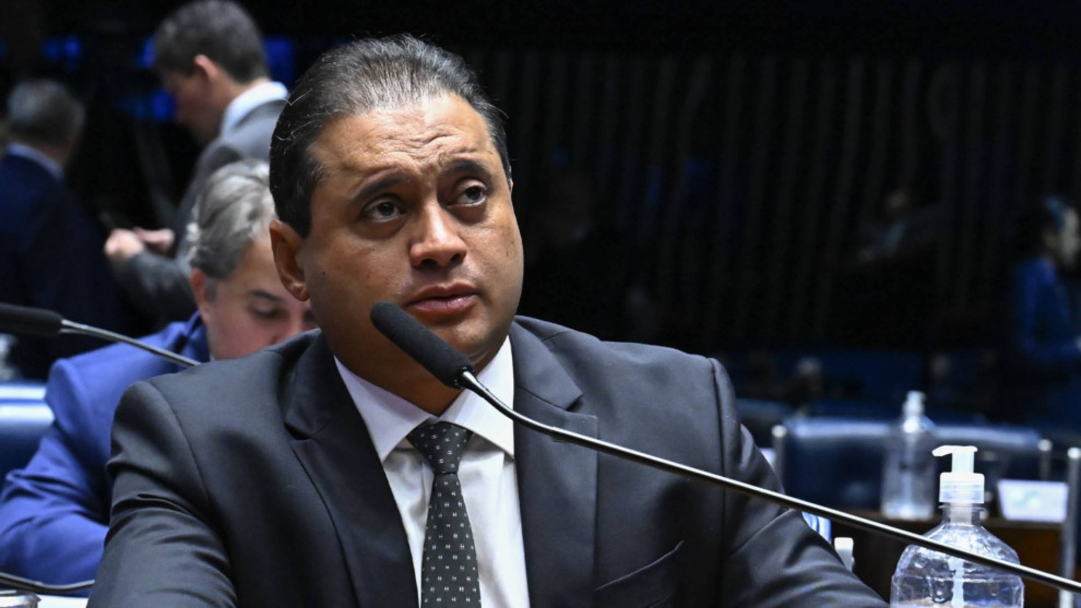 Para PF, senador do PDT é ‘sustentáculo político’ de operação criminosa no INSS