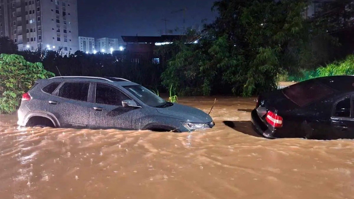 Alerta de chuva: quais os riscos de deslizamentos e enchentes - Divulga&ccedil;&atilde;o/Corpo de Bombeiros