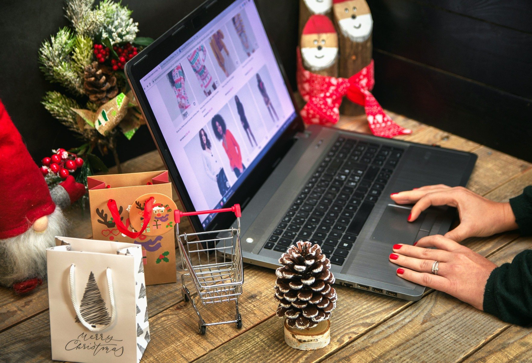 Marcas investem no digital para compras de última hora - DINO