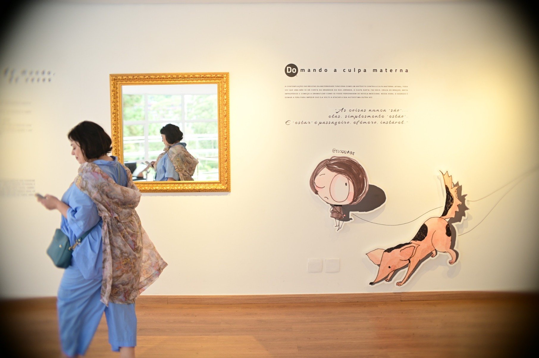 A exposição aborda, de forma sensível e bem-humorada, o sentimento de culpa materna. -Leandro Couri/EM/D.A.Press.Brasil.