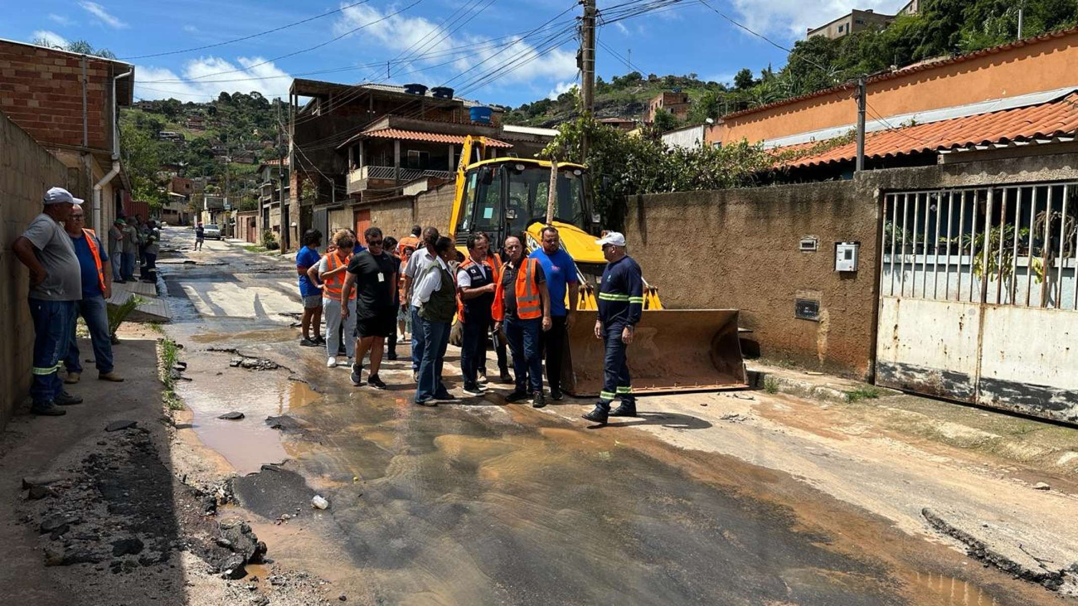 Chuva causa estragos em Itabira (MG)