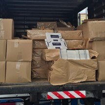 Polícia fecha gráfica suspeita de falsificar maços de cigarro - PCMG