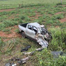 Motorista de caminhonete morre em acidente com caminhão na BR-365 - CBMMG/Divulga&ccedil;&atilde;o