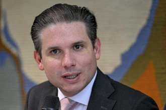 Os planos de Hugo Motta para melhorar relação com os Poderes e a imprensa em 2026