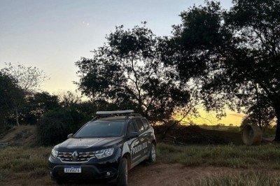 Prisão preventiva foi cumprida por equipes da Delegacia de Polícia Civil em São Francisco, com apoio do serviço de inteligência da PCMG em Januária -  (crédito: PCMG)