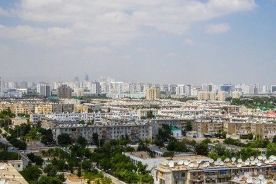 Imagine um Estado que define até a cor dos automóveis e impõe restrições severas à população. Quem achou que se tratava da Coreia do Norte, pensou errado. -  (crédito: Pexels/Nikolai Kolosov)