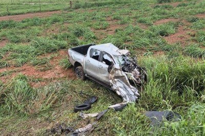 Homem, de 39 anos, morre ap&oacute;s acidente na BR-365 -  (crédito: CBMMG/Divulga&ccedil;&atilde;o)