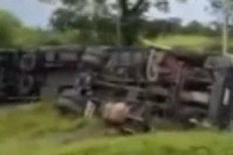 Acidente na BR-381: faixas são liberadas, mas fluxo segue lento