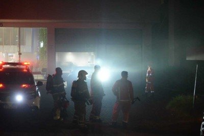 Inc&ecirc;ndio atingiu pr&eacute;dio comercial de cinco andares na Av. Raja Gabaglia -  (crédito: Túlio Santos/EM/D.A Press)