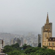  BH está sob alerta para pancadas de chuva e ventos de 45 km/h - Gladyston Rodrigues/EM/D.A Press. Brasil. Belo Horizonte - MG