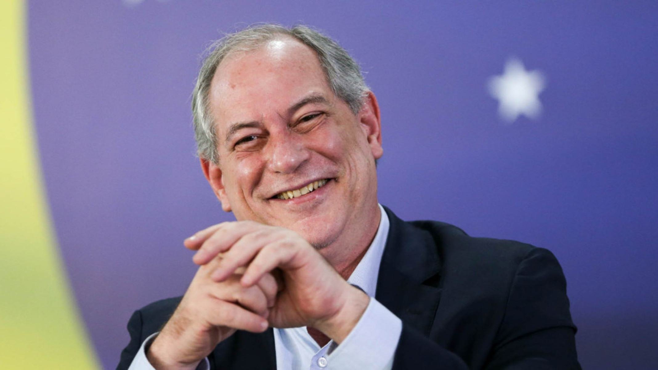 Onde Ciro Gomes estava durante a crise no clã Bolsonaro em torno do nome dele - Platobr Politica