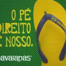 Antes de Fernanda Torres, Havaianas disse que pé esquerdo dá azar - Reprodução / YouTube