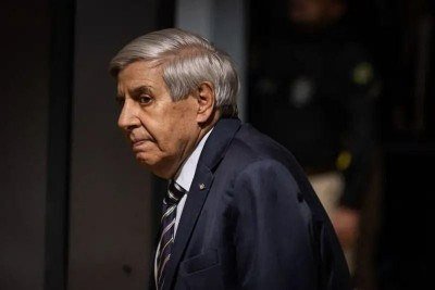Moraes autoriza prisão domiciliar do general Augusto Heleno por diagnóstico de Alzheimer -  (crédito: BBC)