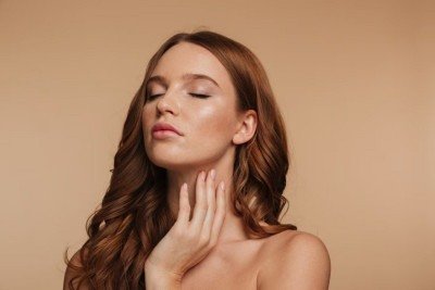 A retomada de uma rotina básica já contribui de forma significativa para a recuperação da pele -  (crédito: Freepik)