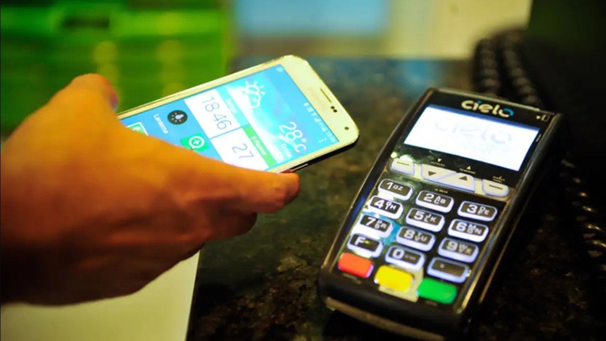 A Receita Federal intensifica a fiscaliza&ccedil;&atilde;o de transa&ccedil;&otilde;es financeiras via Pix, cruzando dados para garantir a correta declara&ccedil;&atilde;o de rendimentos. -  (crédito:  Marcello Casal jr/Ag&ecirc;ncia Brasil)